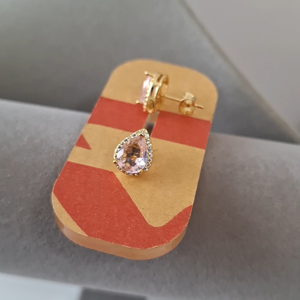 Pink diamonds pear shape Stud earrings